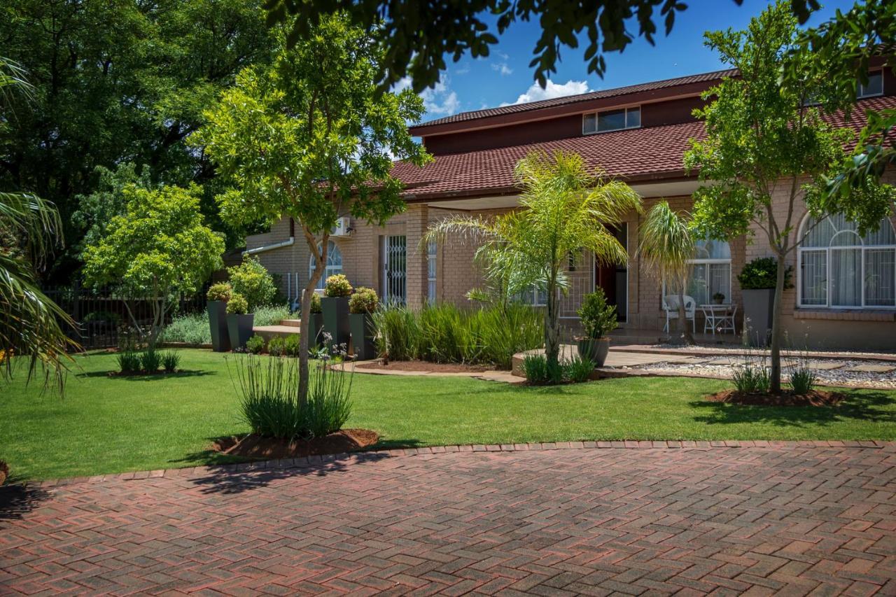 Park Living Guesthouse Bloemfontein Exteriör bild
